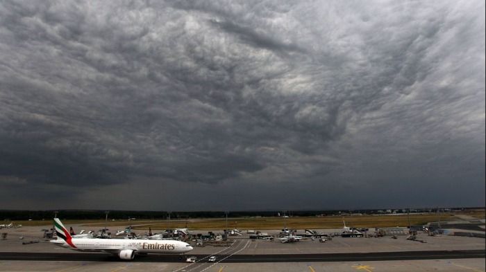 Alle Flüge in NRW wegen Unwetterwarnung für Mittwoch, den 29.05.2024 gestrichen